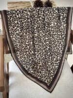 روسری گرم دست دوز